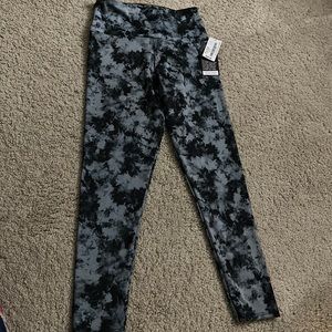 Blue tie dye south moon under high waisted ankle booty lifting leggings